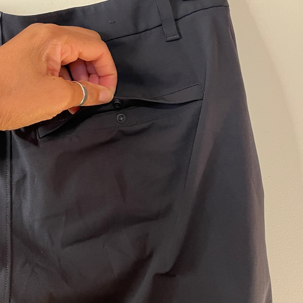 LULULEMON Athletica Men's Pants - Picture 7 of 12